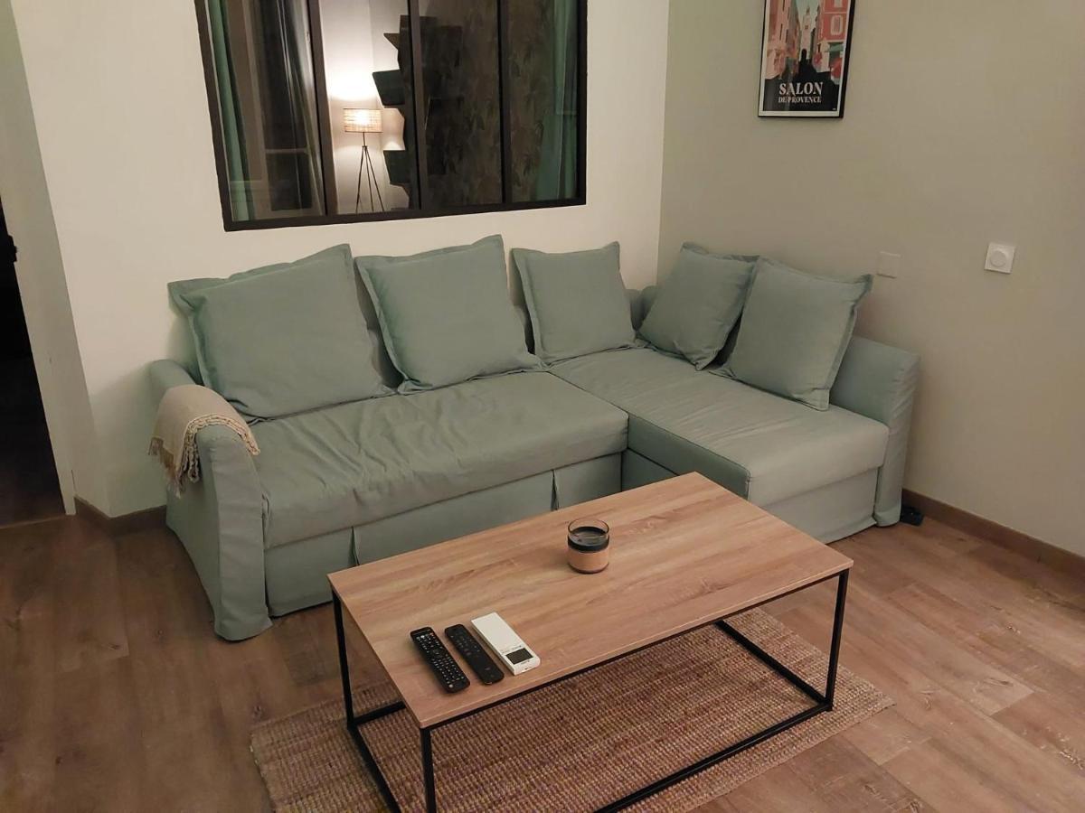 Appartamento Le Mistralet Salon-de-Provence Esterno foto